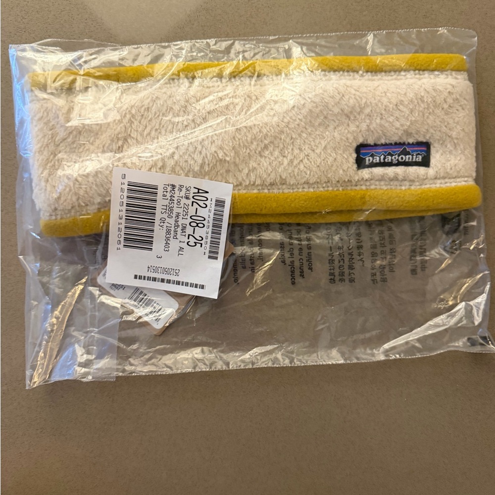 Patagonia Fleece Headband in Cream and Yellow